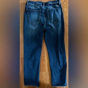 KanCan Women’s Capri Jeans, Style #AK1075EL-D, Size 29